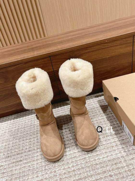 Picture of UGG Shoes _SKUUGGsz35-40LL121119746